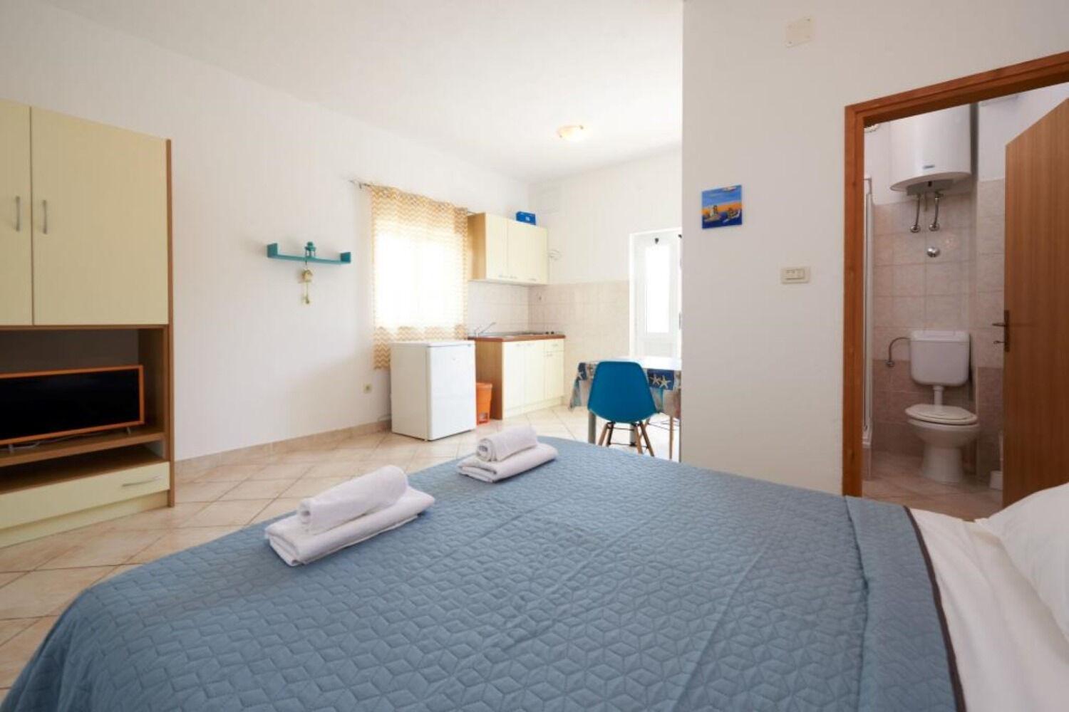 Apartments Mare - 30 M From Pebble Beach Seget Vranjica Exterior foto